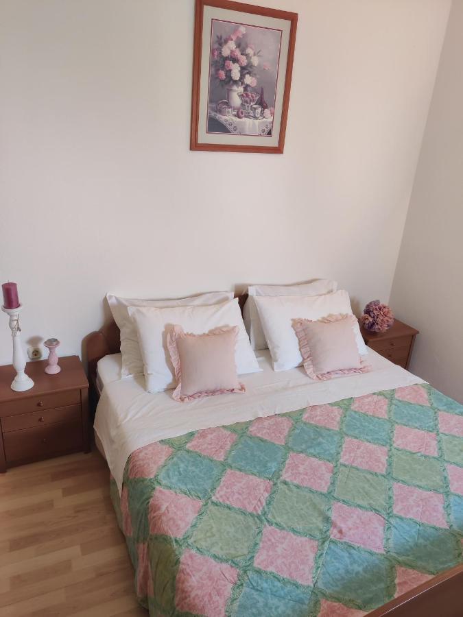 Old Town Center Apartments 수페타르 외부 사진