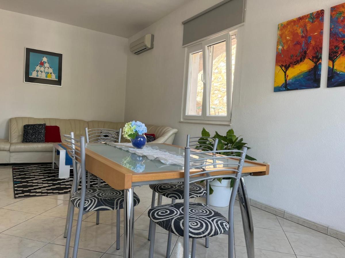 Old Town Center Apartments 수페타르 외부 사진